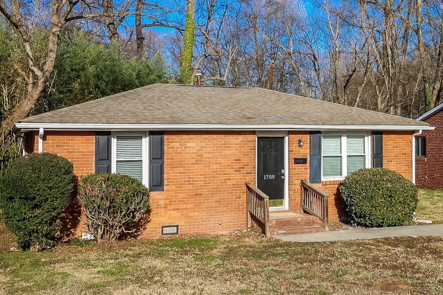 Building Photo - 1709 Purser Dr