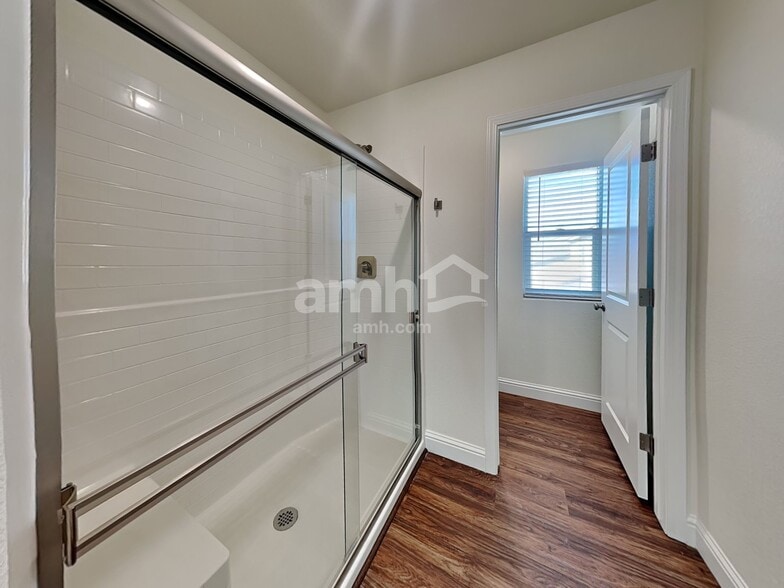 Building Photo - 5623 Lighting Hope Ct