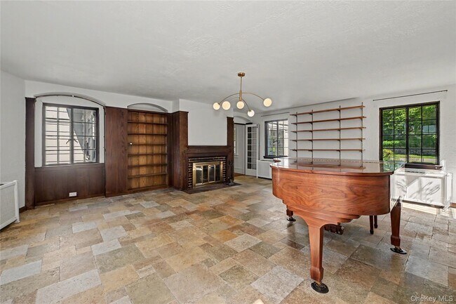 Building Photo - 53 Cortlandt Ave
