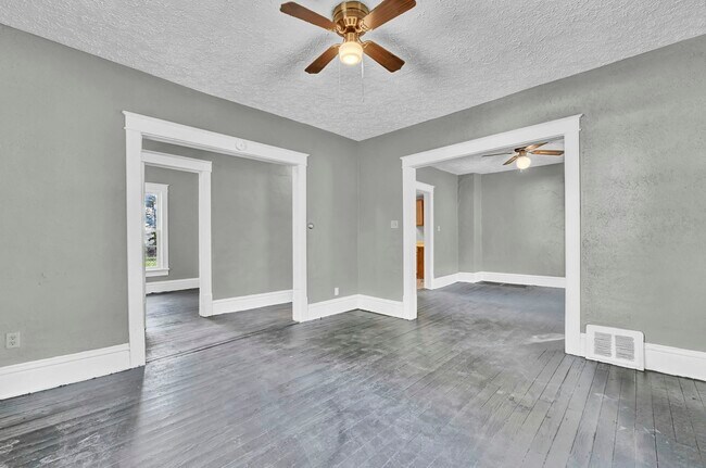 Building Photo - 1238 McKinley Ave