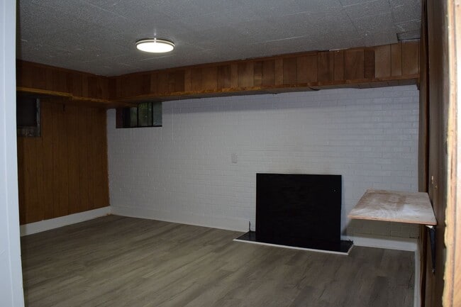 Building Photo - Charming Northside Two-Story Brick Home With 2 car garage and basement