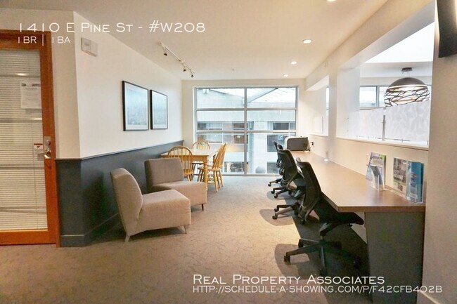 Building Photo - Braeburn Apartment