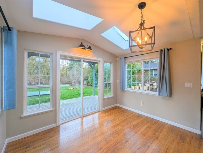 Building Photo - 2Bd/2Ba Granite Falls House