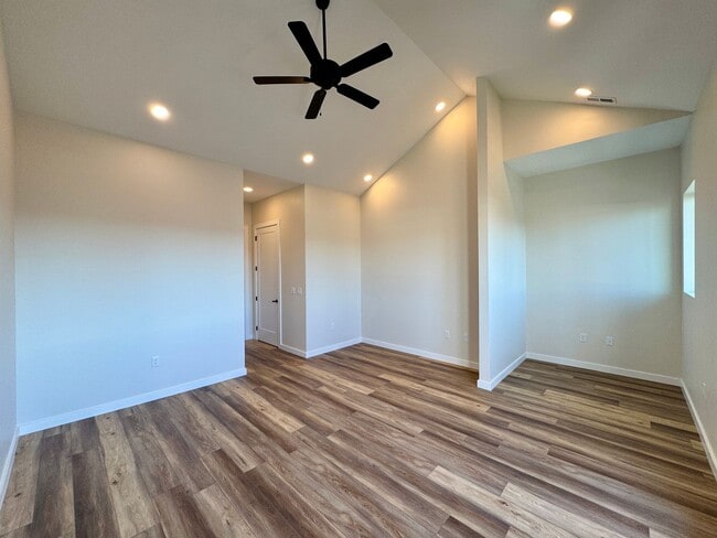 Building Photo - 1861 Zeta Way