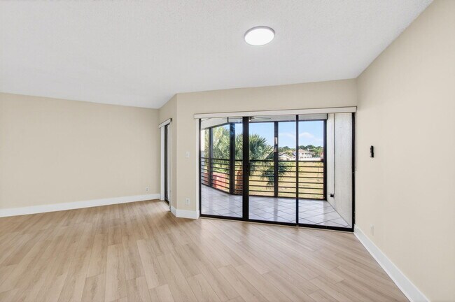 Building Photo - 5900 Camino Del Sol