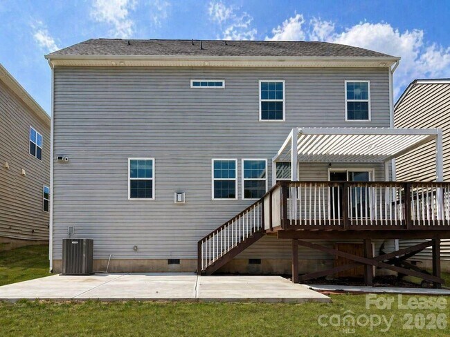 Building Photo - 15104 Moulin Ct Dr