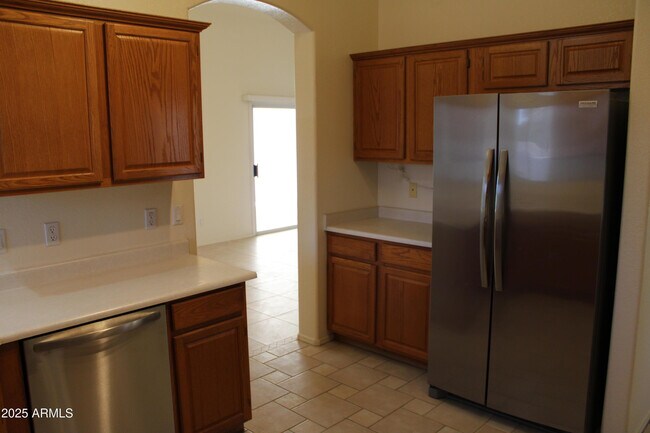 Building Photo - 14543 W Bison Path