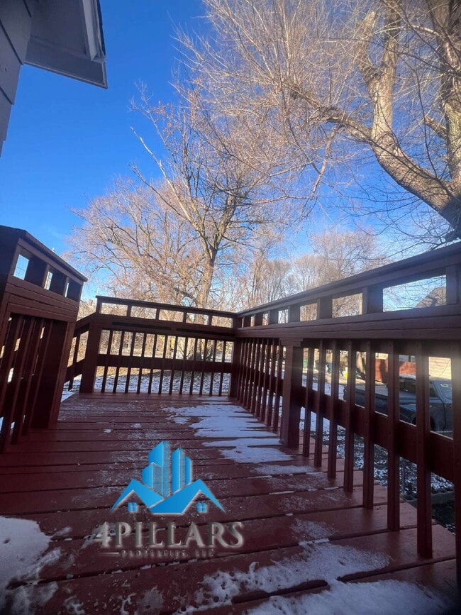 Building Photo - 5647 Sohl Ave