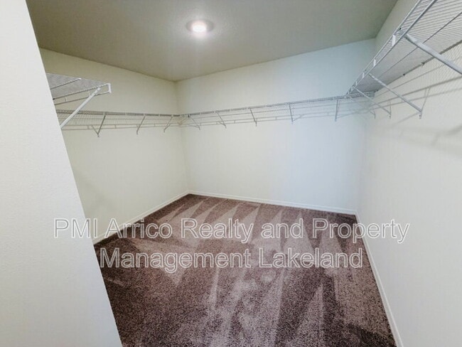 Building Photo - 5537 Crk Hvn Wy