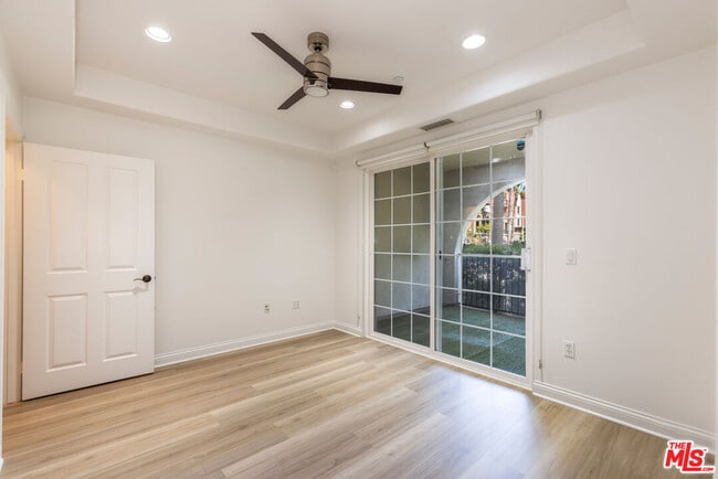 Building Photo - 12975 Agustin Pl