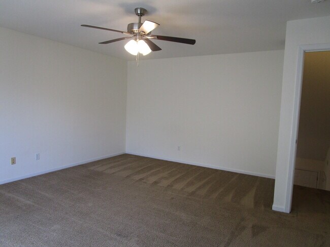 Building Photo - 3540 Prescott Dr