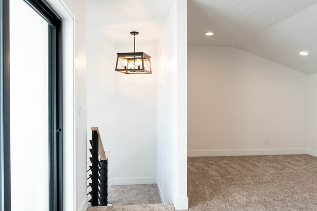 Building Photo - 4200 W Lovegood Ln