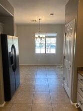 Building Photo - 2626 W Fawn Dr