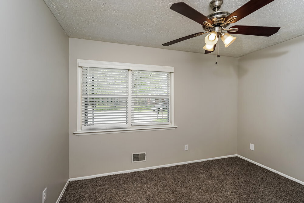 Building Photo - 2402 Parliament Ct