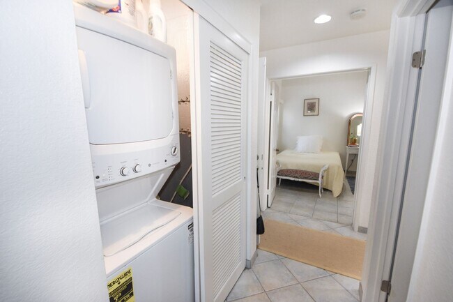Building Photo - Long Term, Unfurnished Rental in Imperial ...