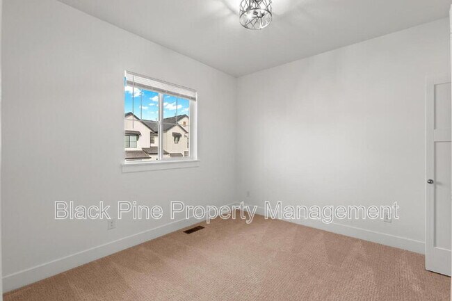 Building Photo - 7184 W Riverwood St