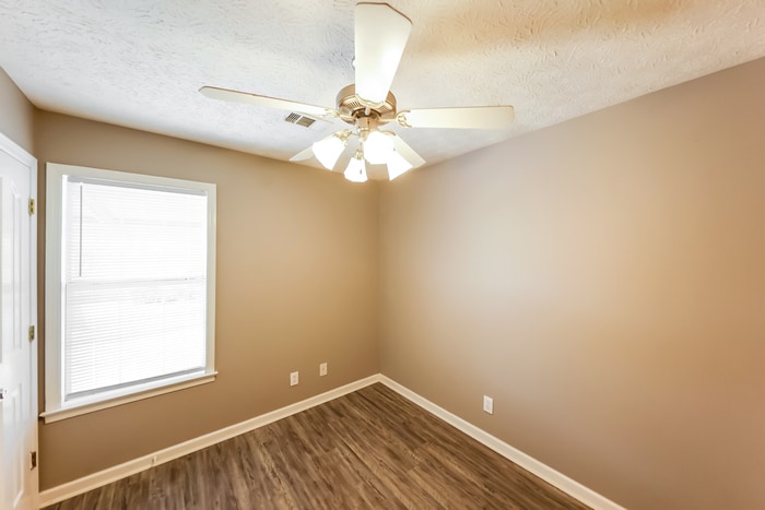 Building Photo - 1812 Aspen Way
