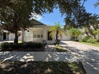 Building Photo - Come View This Amazing 3 Bed 2 Bath Single...
