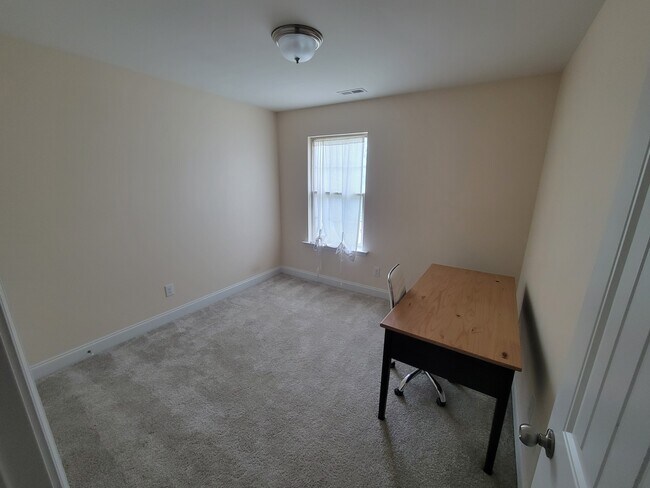 Ample space in office plus closet - 4408 Lady Rita Ln