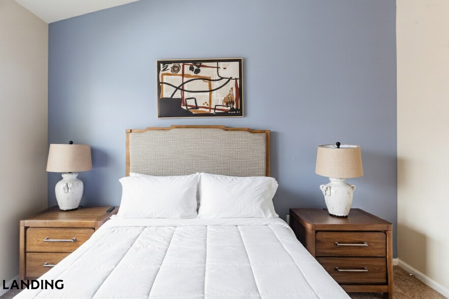 Building Photo - 400 Blake St