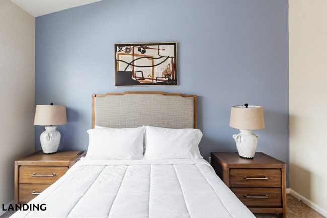 Building Photo - 400 Blake St