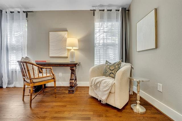 Building Photo - 6227 Lakeshore Dr