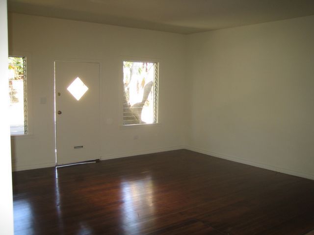 Building Photo - 2103 Vine St