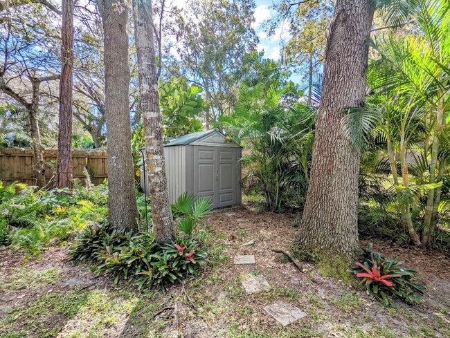 Building Photo - 4217 Malden Dr