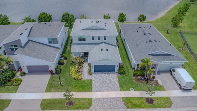 Building Photo - 10696 SW Estella Ln