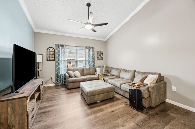 Building Photo - Coastal Condo Living in Gated Fernandina B...
