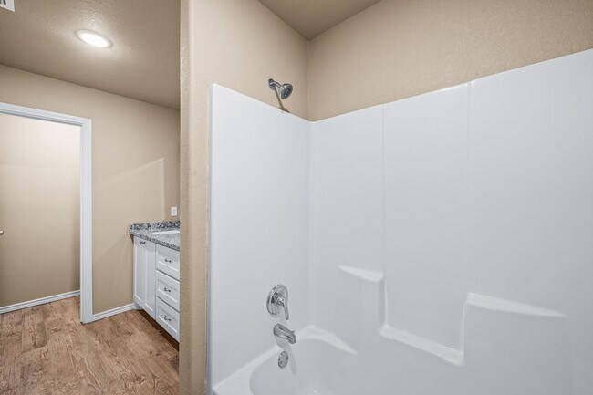 Building Photo - 309 Ave H