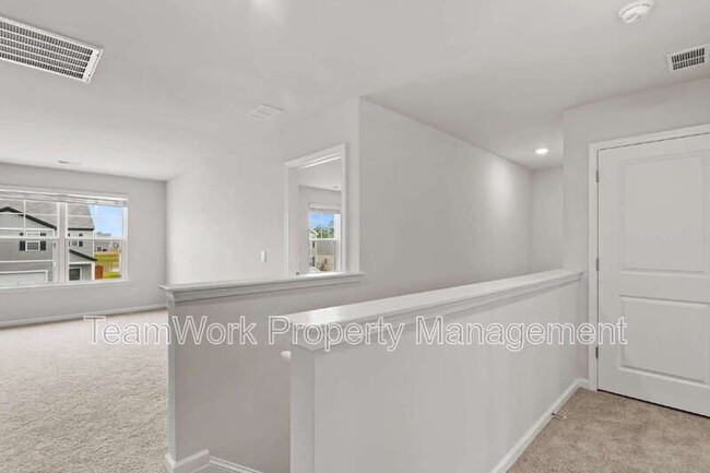 Building Photo - 413 Broad Elm Wy