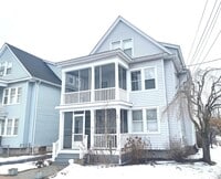 Building Photo - 108 Concord St