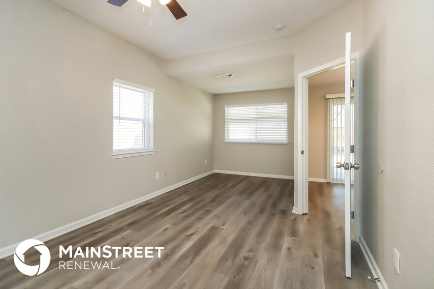 Building Photo - 12210 Flaxen Dr