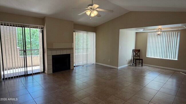 Building Photo - 9750 N 94th Pl