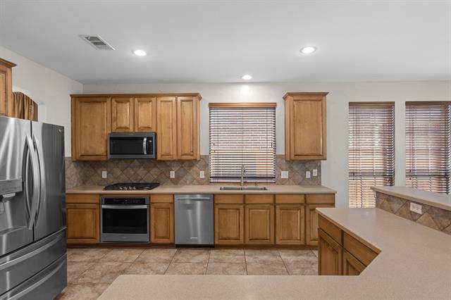 Building Photo - 1441 Golf Club Dr