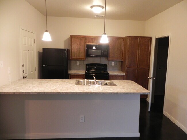 Building Photo - 1423 Natchez Trl.