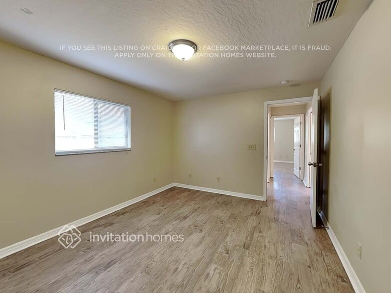 Building Photo - 3532 Finch Dr