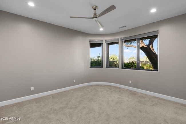 Building Photo - 26049 N 104th Pl