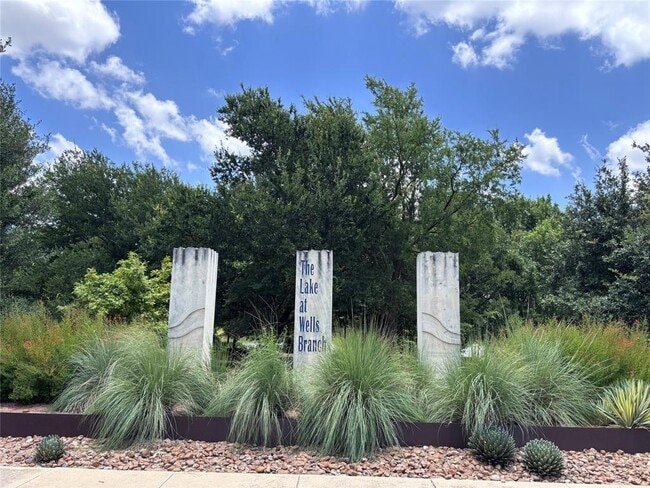 Building Photo - 14901 Sand Dollar Ct