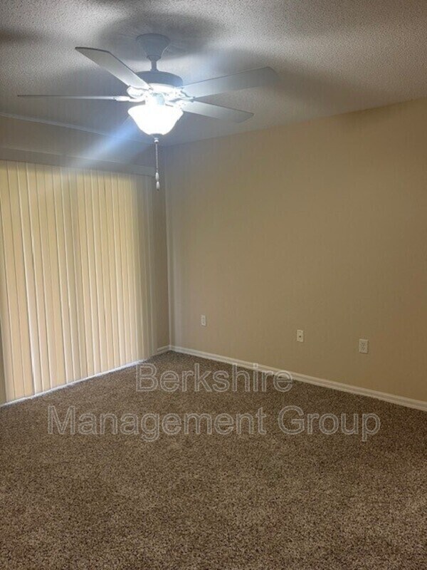 Building Photo - 1106 Brook Meadow Dr