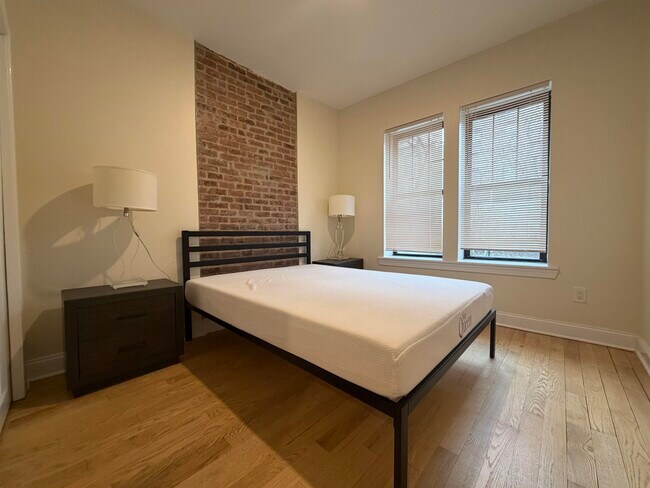 Building Photo - 84 Van Wagenen Ave