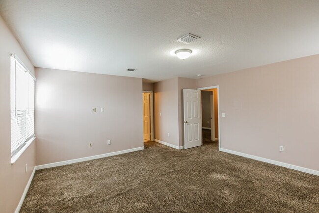 Building Photo - 16209 SW 49th Ct