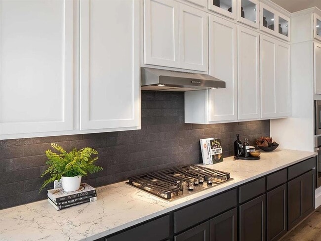 Building Photo - 2516 Carretera Dr