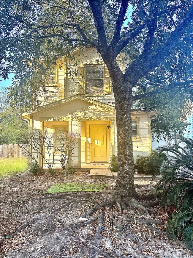 Primary Photo - 2946 Paddock Brook Ln