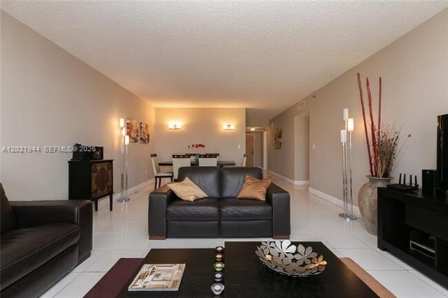 Building Photo - 8855 Collins Ave
