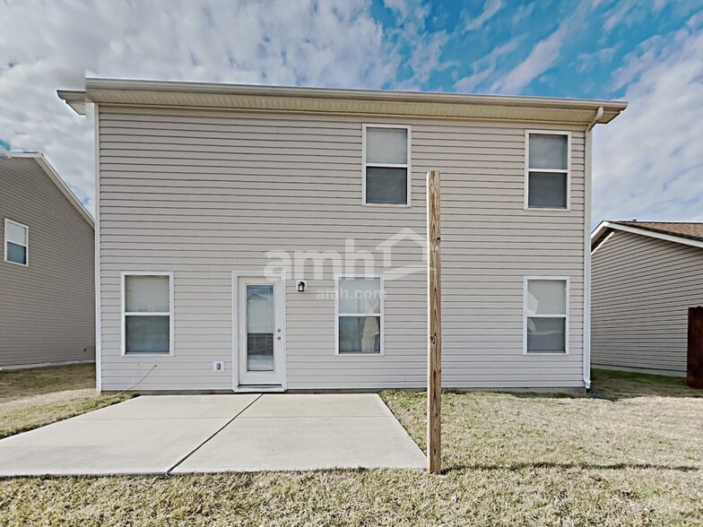 Building Photo - 19446 Prairie Crossing Dr