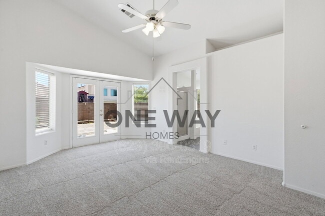 Building Photo - 4622 E Summerhaven Dr