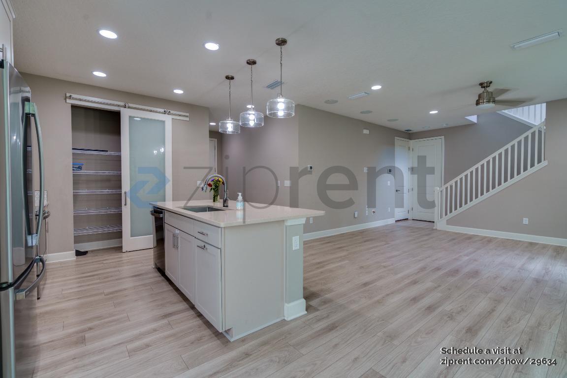 Building Photo - 9347 Scaup Way