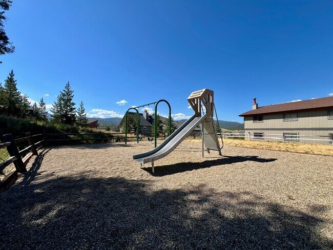 Building Photo - 309 Co Rd 804